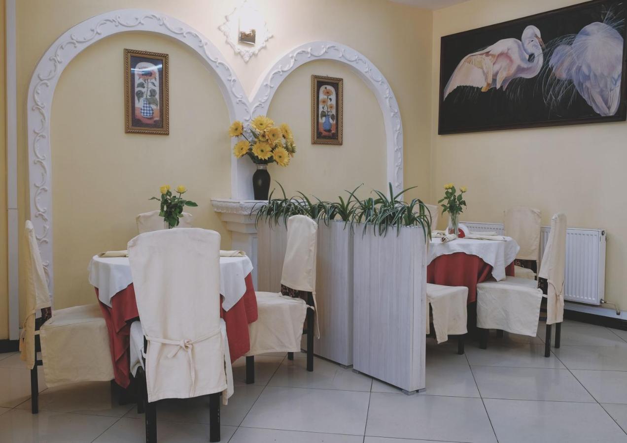 Zajazd Restauracja Paradise Czaplinek Luaran gambar