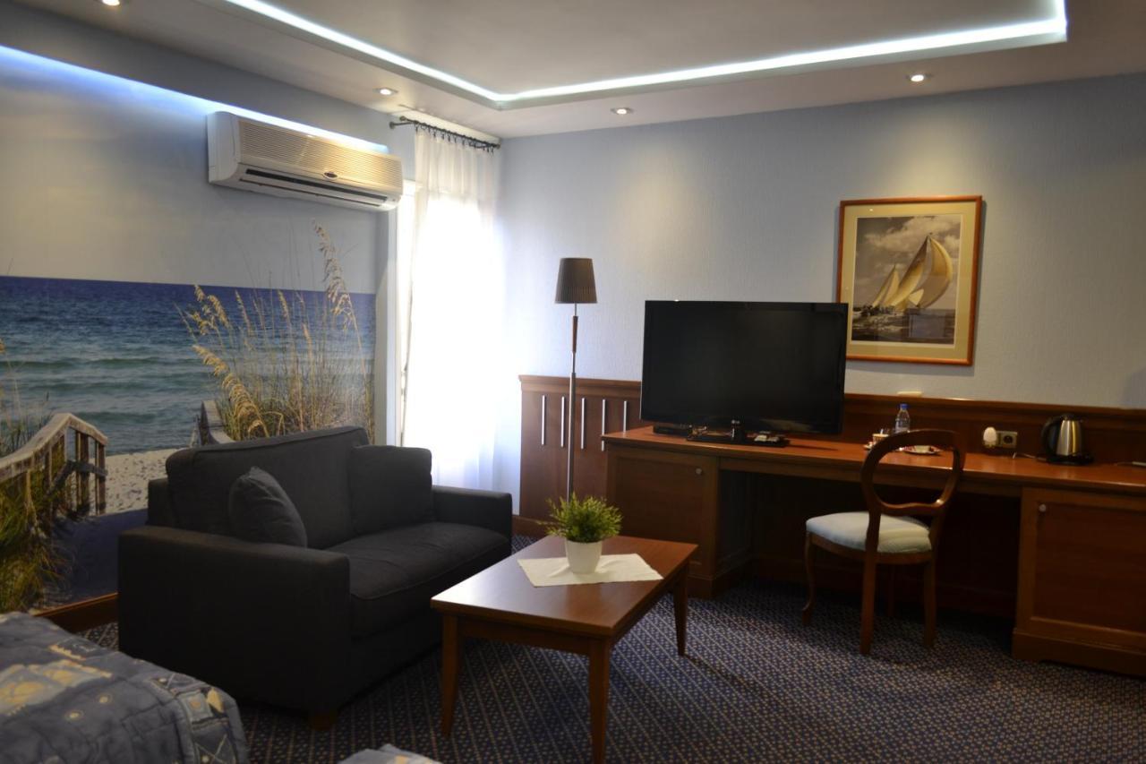 Zajazd Restauracja Paradise Czaplinek Luaran gambar