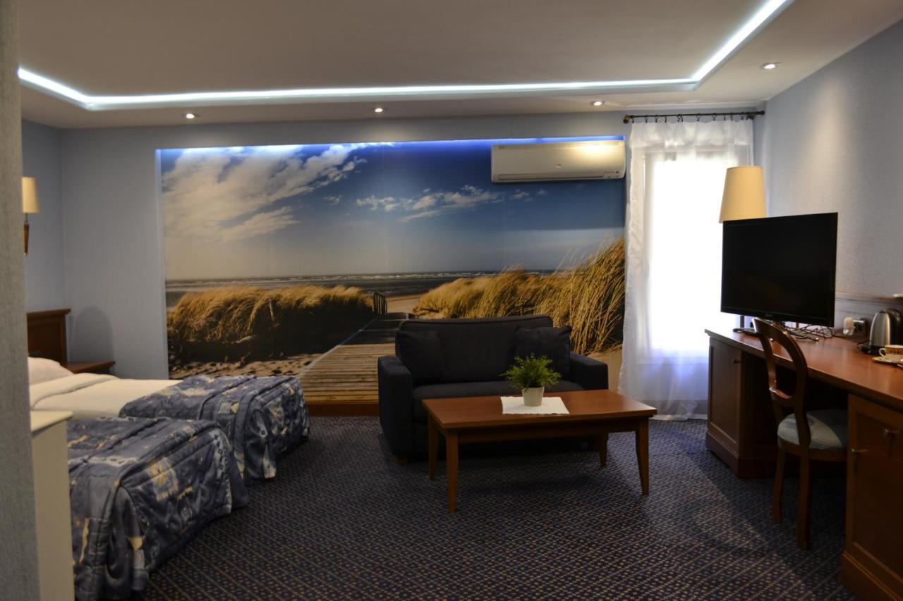Zajazd Restauracja Paradise Czaplinek Luaran gambar
